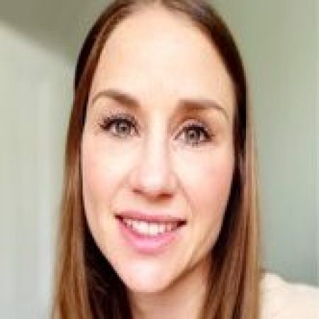 Amy Jones Photo 2024